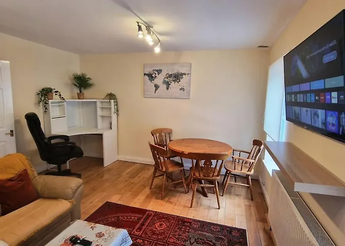 22a 2 Bedroom Flat Close To Centre * Bristol