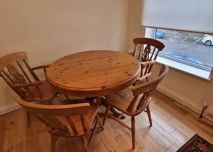 22a 2 Bedroom Flat Close To Centre Lejlighed *