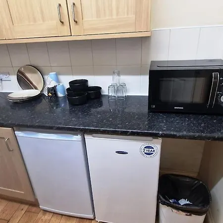 22a 2 Bedroom Flat Close To Centre 公寓 *